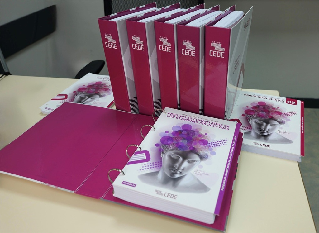 Manual Cede de preparación PIR :  01. Psicopatologia / José Luís Santos Ruiz, Elena Montes Velasco. 02. Psicologia clínica. Adults / Elena Montes Velasco, Juan Jesús Muñoz García, Julia Castellanos Segado, Patricia Ramírez Manzanos, Luís Javier Sanz Rodríguez, José Luís Santos Ruiz, Julia Castellanos Segado, Patricia Ramírez Manzanos, Luis Javier Sanz Rodríguez, José Luís Santos Ruiz, Juan Antequera Iglesias, Pedor García Sánchez